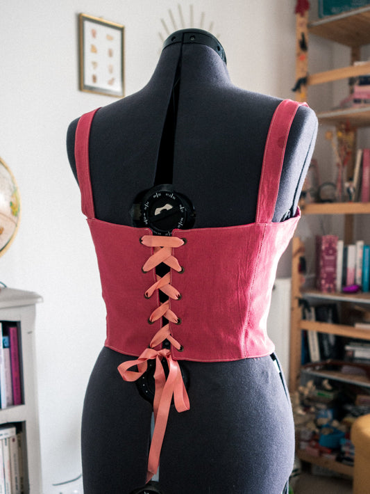 Faux Corset Rose